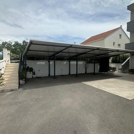 Batinic Apartments Kaštela Exteriör bild